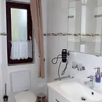 Haus Marina Edelweiss Mit Gratis Eintritt Alpentherme Апартаменты *