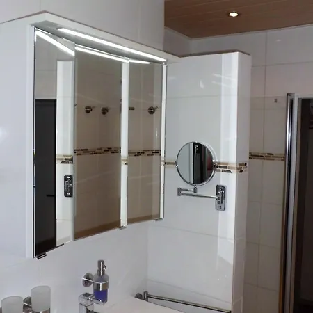Haus Marina Edelweiss Mit Gratis Eintritt Alpentherme Apartment *